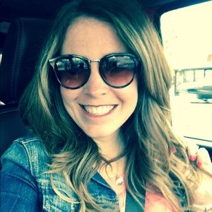 Meet your Posher, Lisa